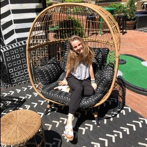 Meet your Posher, Amelia